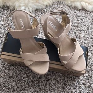 Nude wedges